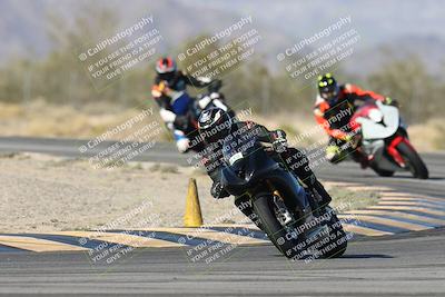 media/Dec-04-2025-Racers Edge (Thu) [[5ebc9f124d]]/3-B Group/1-Session 1 (Turn 7)/